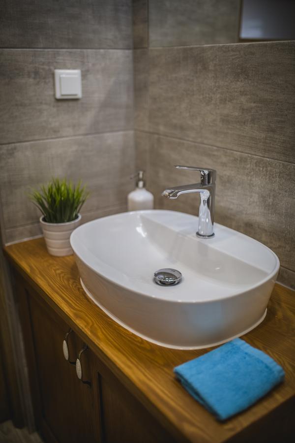 - Dunin Wasowicza Apartment